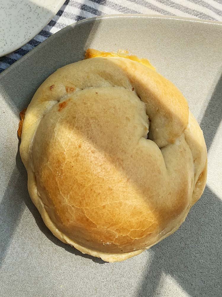 Empanada caprese artesanal La Gracia
